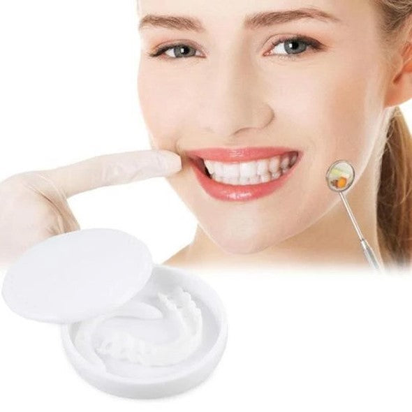 Annie’s Fashion Instant Smile Veneers – Upper & Lower Clip-On Dental Veneer Set