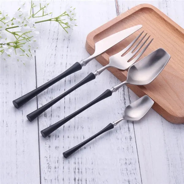 Annie’s Fashion Designer Flatware