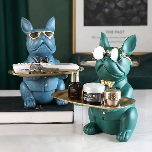 Annie’s Fashion Bulldog Waiter