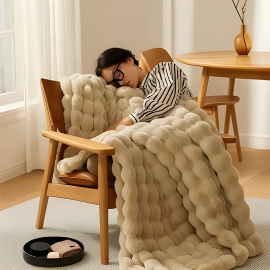 Annie’s Fashion All Season Blanket with Elegant Design