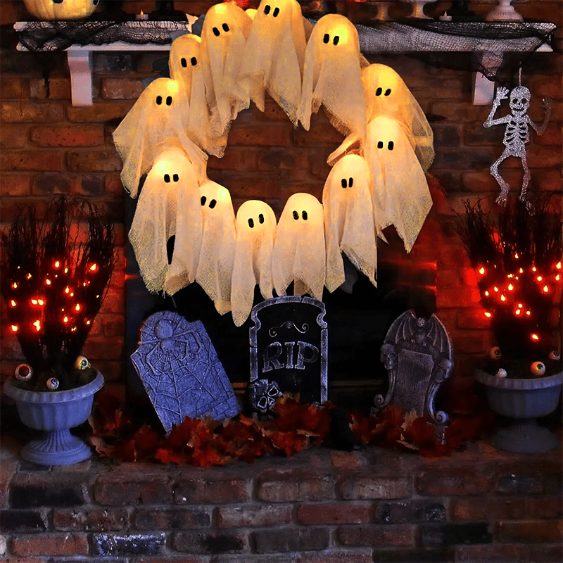 Annies-fashion – Eerie Illuminated Halloween Wreath