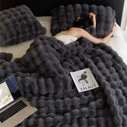 Annie’s Fashion All Season Blanket with Elegant Design