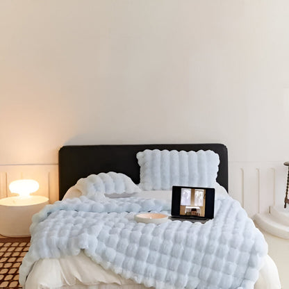 Annie’s Fashion All Season Blanket with Elegant Design