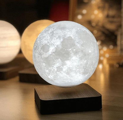 Annie’s Fashion Magnetic Levitating Moon Lamp