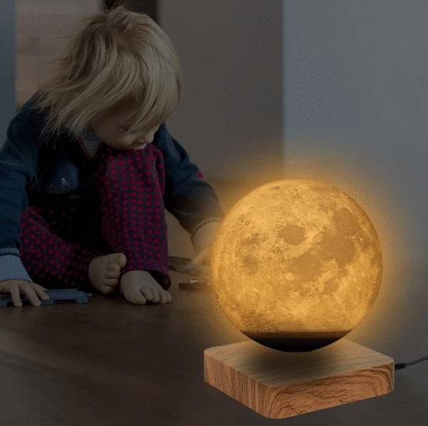 Annie’s Fashion Magnetic Levitating Moon Lamp