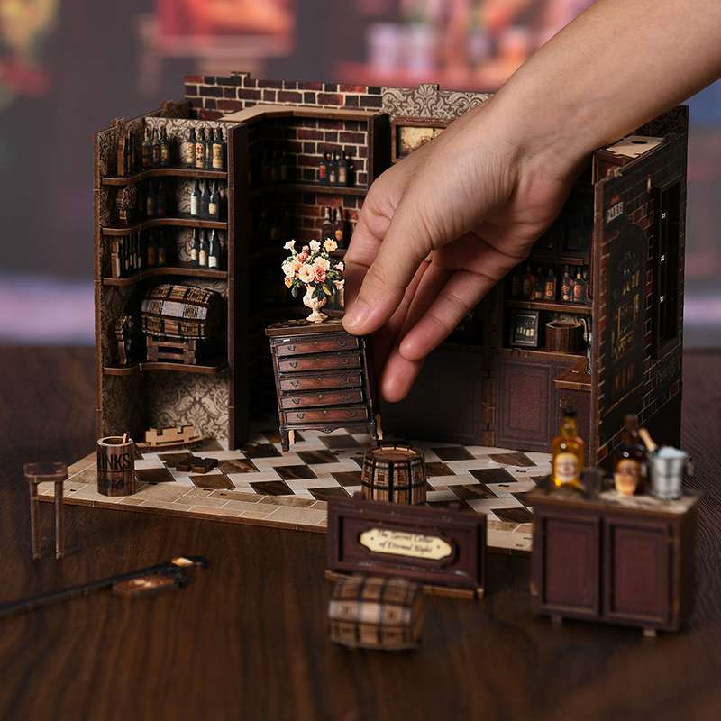 Vintage Tavern Bar DIY Miniature House Kit